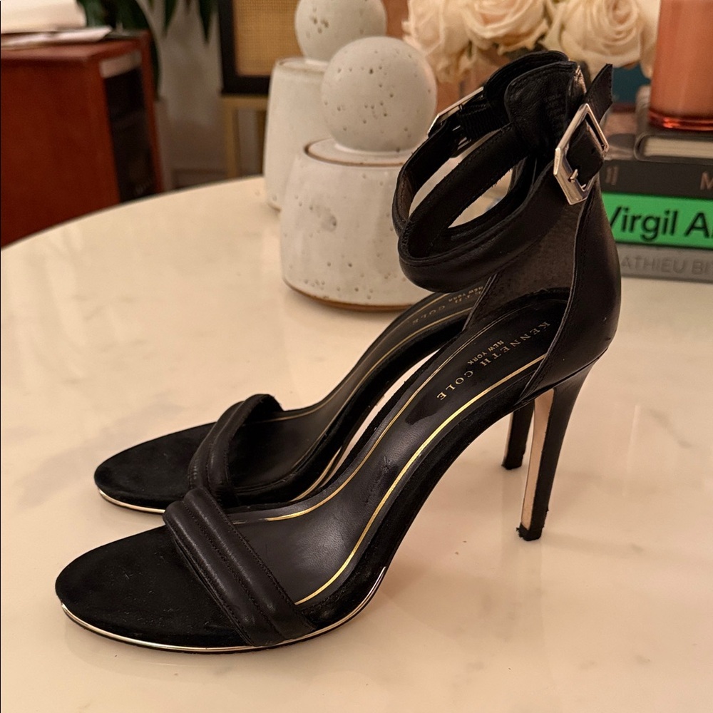 Kenneth Cole Black Strappy Heels